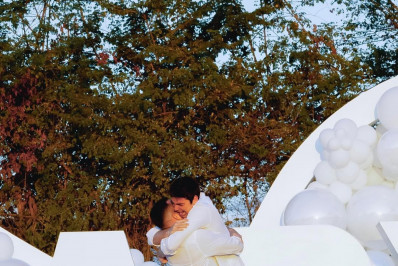 Influenciadores Lucas Rangel e Lucas Bley revelam sexo e nome do bebê