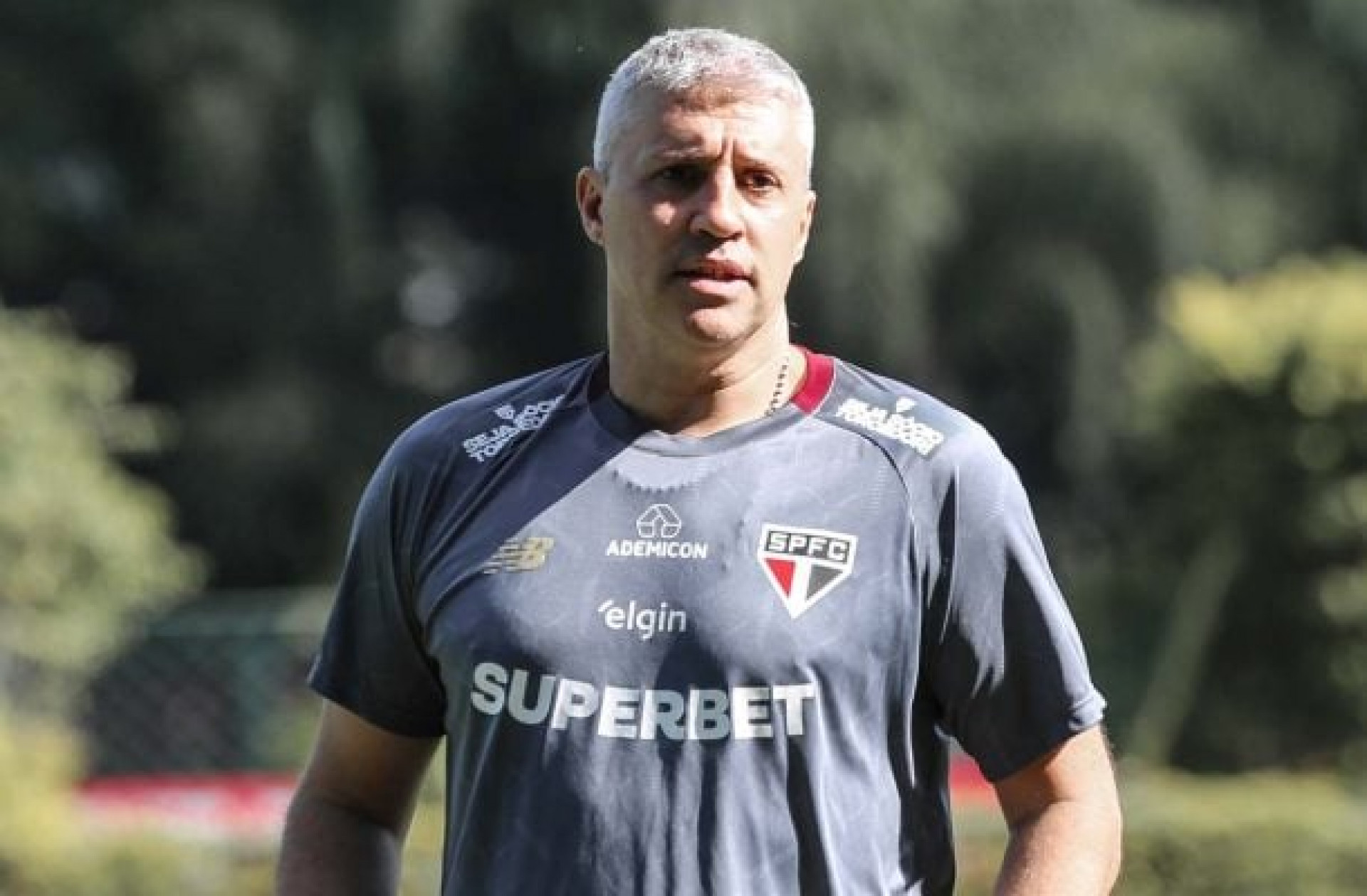 Crespo tem avaliação positiva em início de trabalho no São Paulo