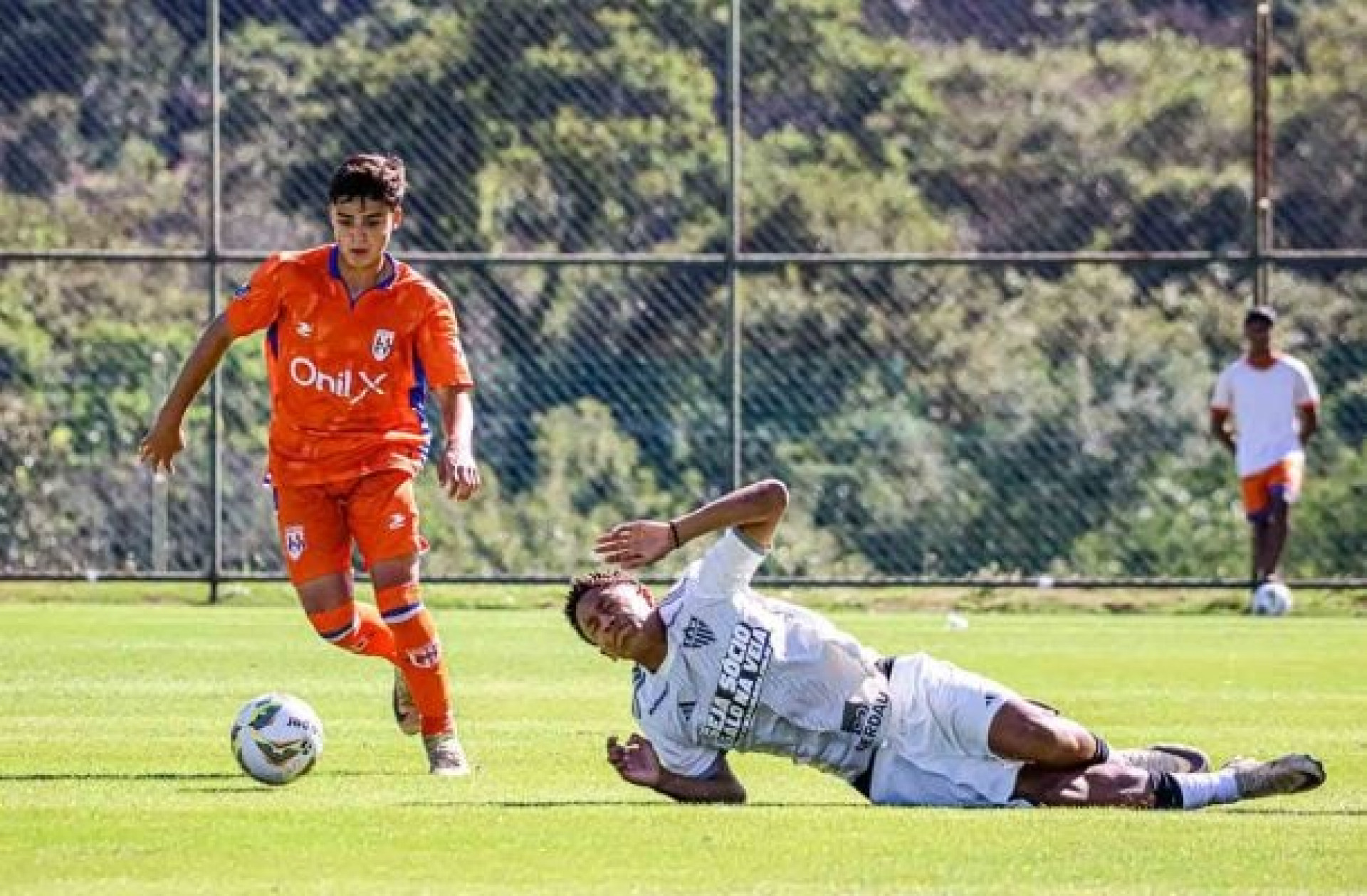 Coimbra aplica a maior goleada da hist&oacute;ria da base do Atl&eacute;tico: 7 a 1