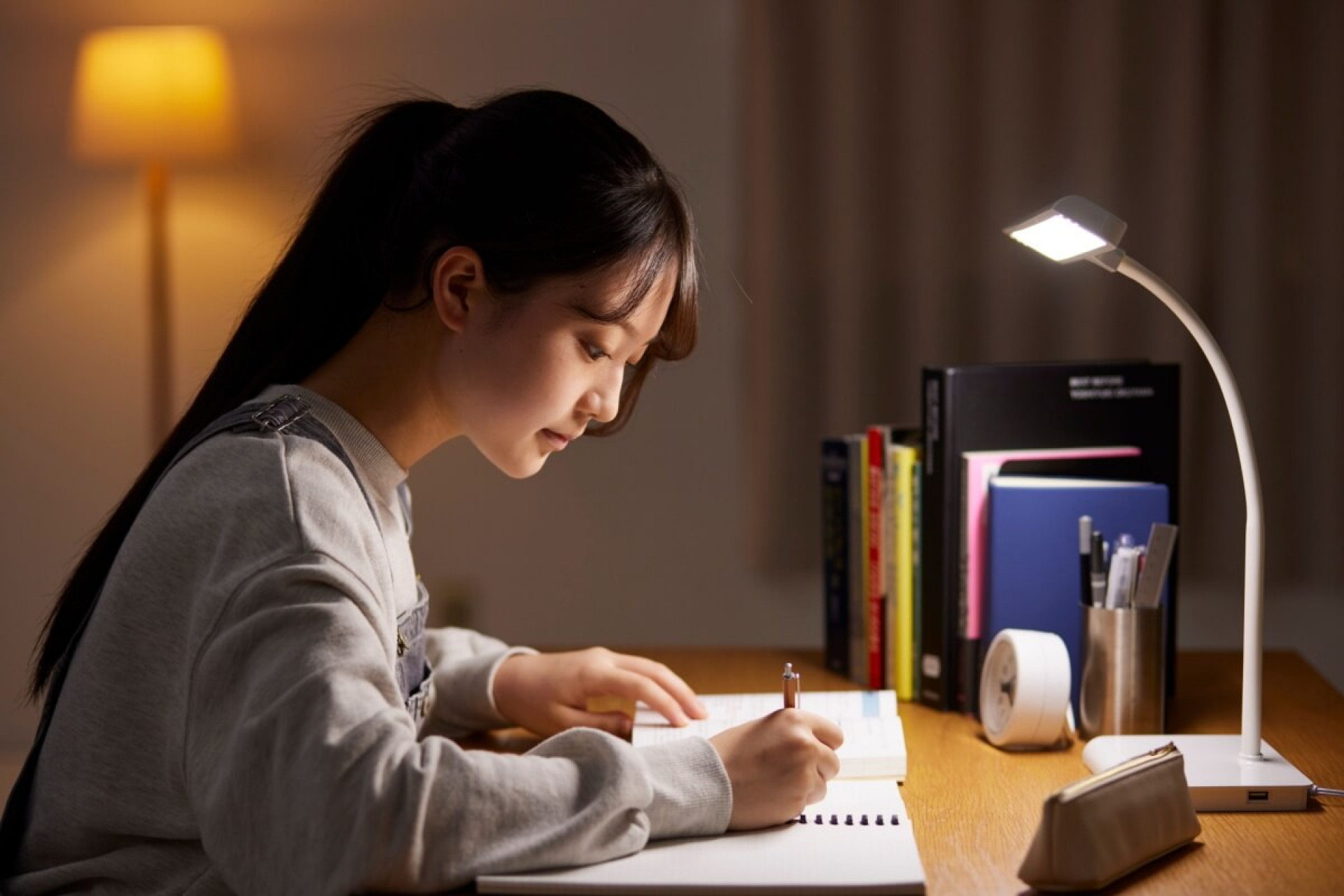 O preparo para a redação do Enem ajuda a garantir uma boa nota (Imagem: west_photo | Shutterstock)
