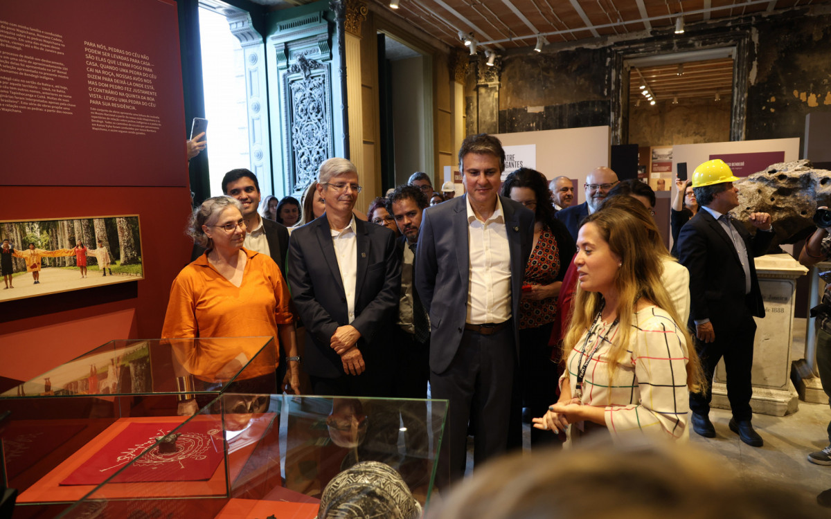 Ministro Camilo Santana visitou o Museu Nacional