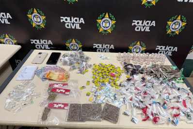 Dupla é presa em flagrante por tráfico de drogas na Lapa