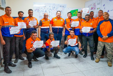 Equipe da Defesa Civil de Meriti integra capacitação de risco estrutural e geológico