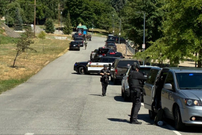 Emboscada a bombeiros nos EUA deixa ao menos dois mortos