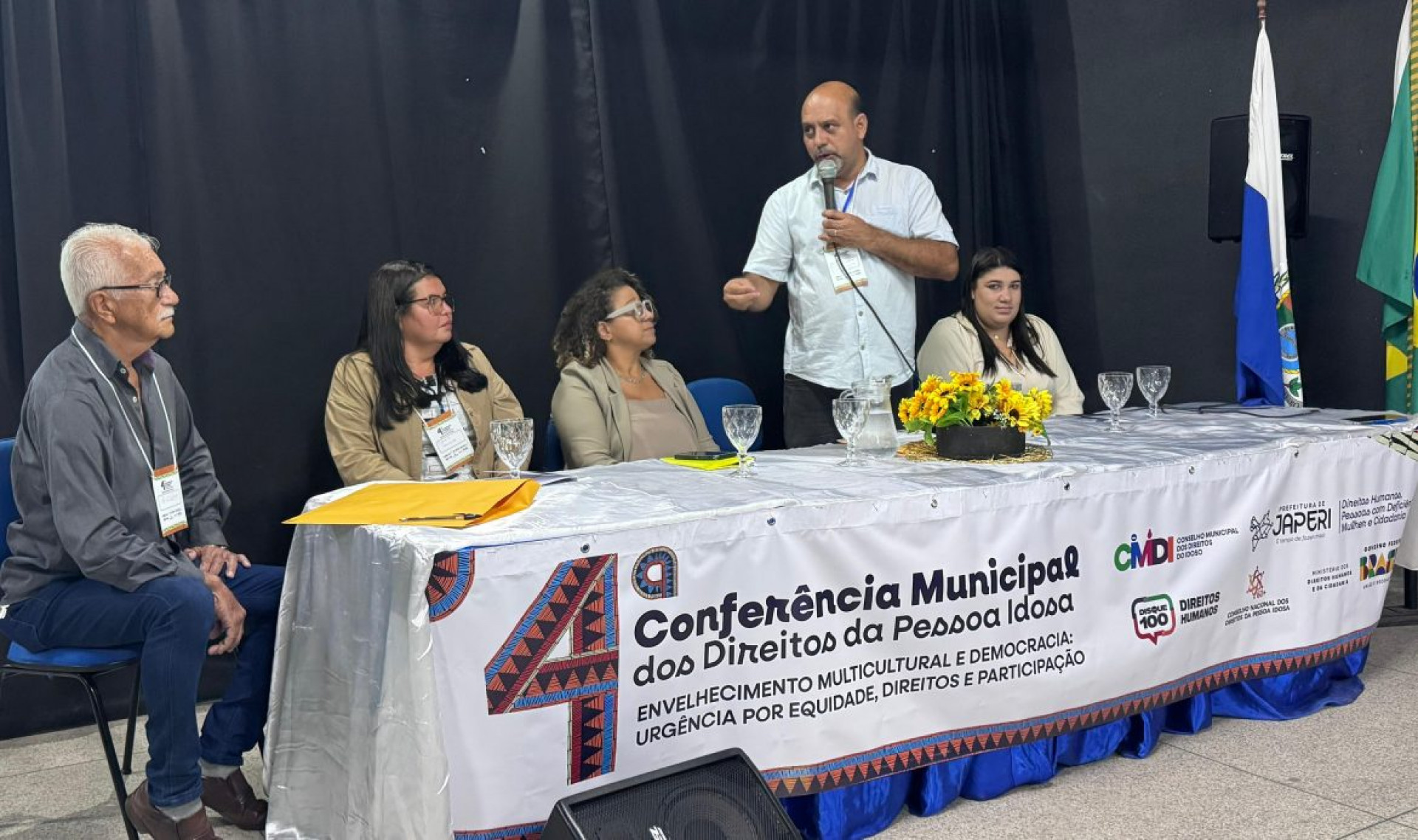 Evento reuniu representantes da sociedade civil, autoridades e conselheiros em um espa&ccedil;o de escuta, di&aacute;logo e constru&ccedil;&atilde;o coletiva em defesa do envelhecimento com dignidade - Divulga&ccedil;&atilde;o