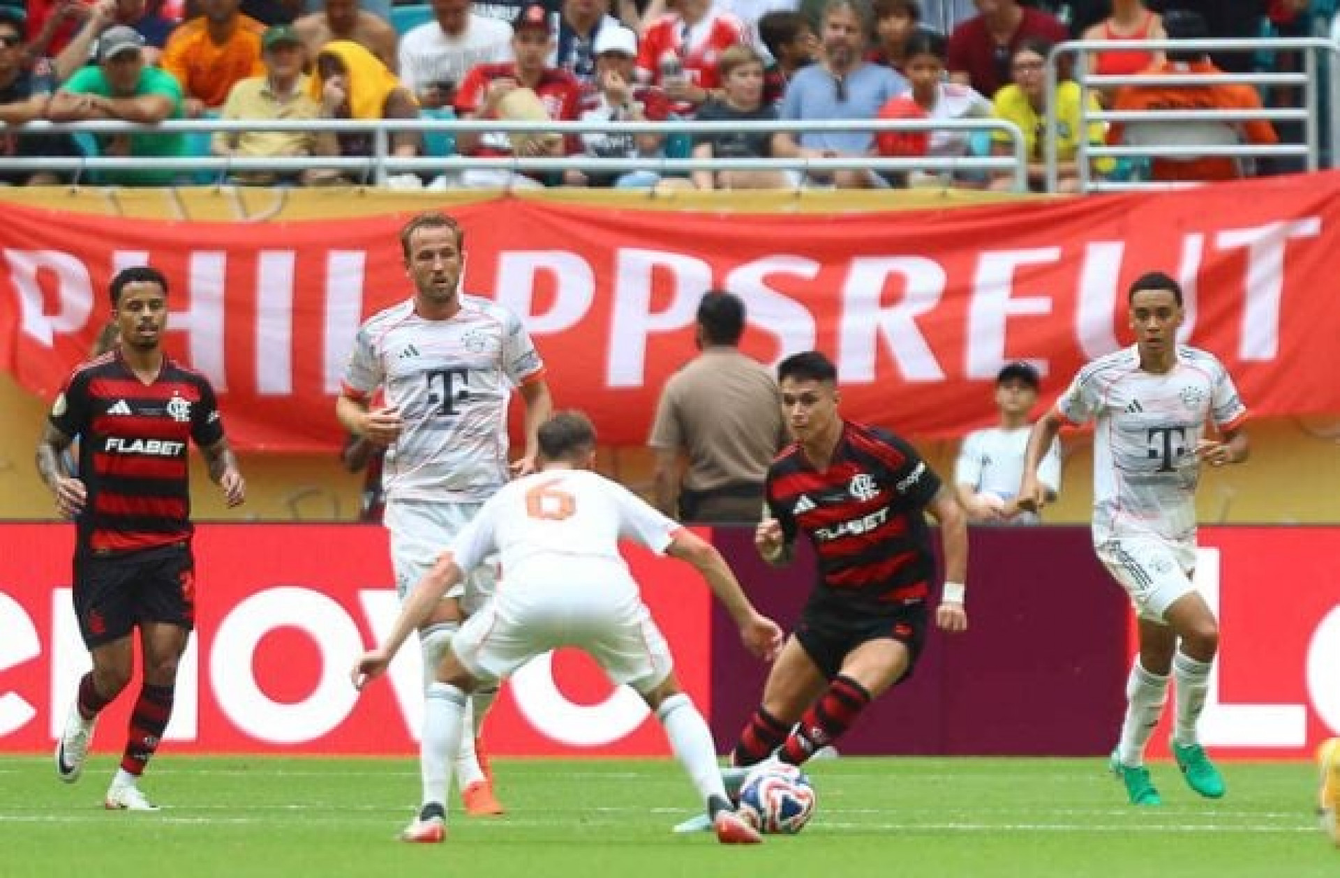 Jornalista aponta o que faltou para Flamengo encarar o Bayern: ‘Autocr&iacute;tica’