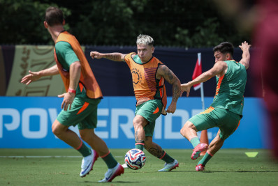 Ainda sem estrear, Soteldo participa de treino do Fluminense após classificação