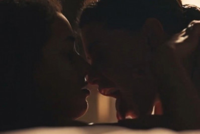 Público elogia cena de sexo entre Jânia e Otília em 'Guerreiros do Sol': 'Coisa linda'