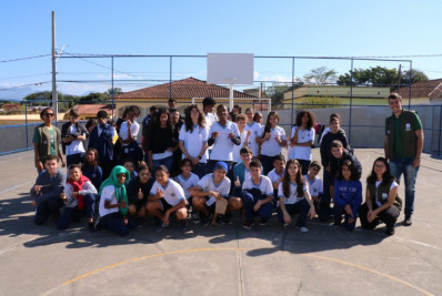 Escola Maria Helena, em Quatis, ganha último dia de atividades da prefeitura em alusão ao mês do meio ambiente