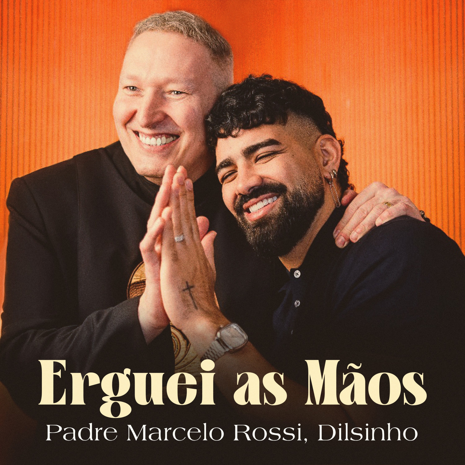 Sucesso de Padre Marcelo Rossi, 'Erguei as Mãos' ganha nova versão com Dilsinho - Divulgação