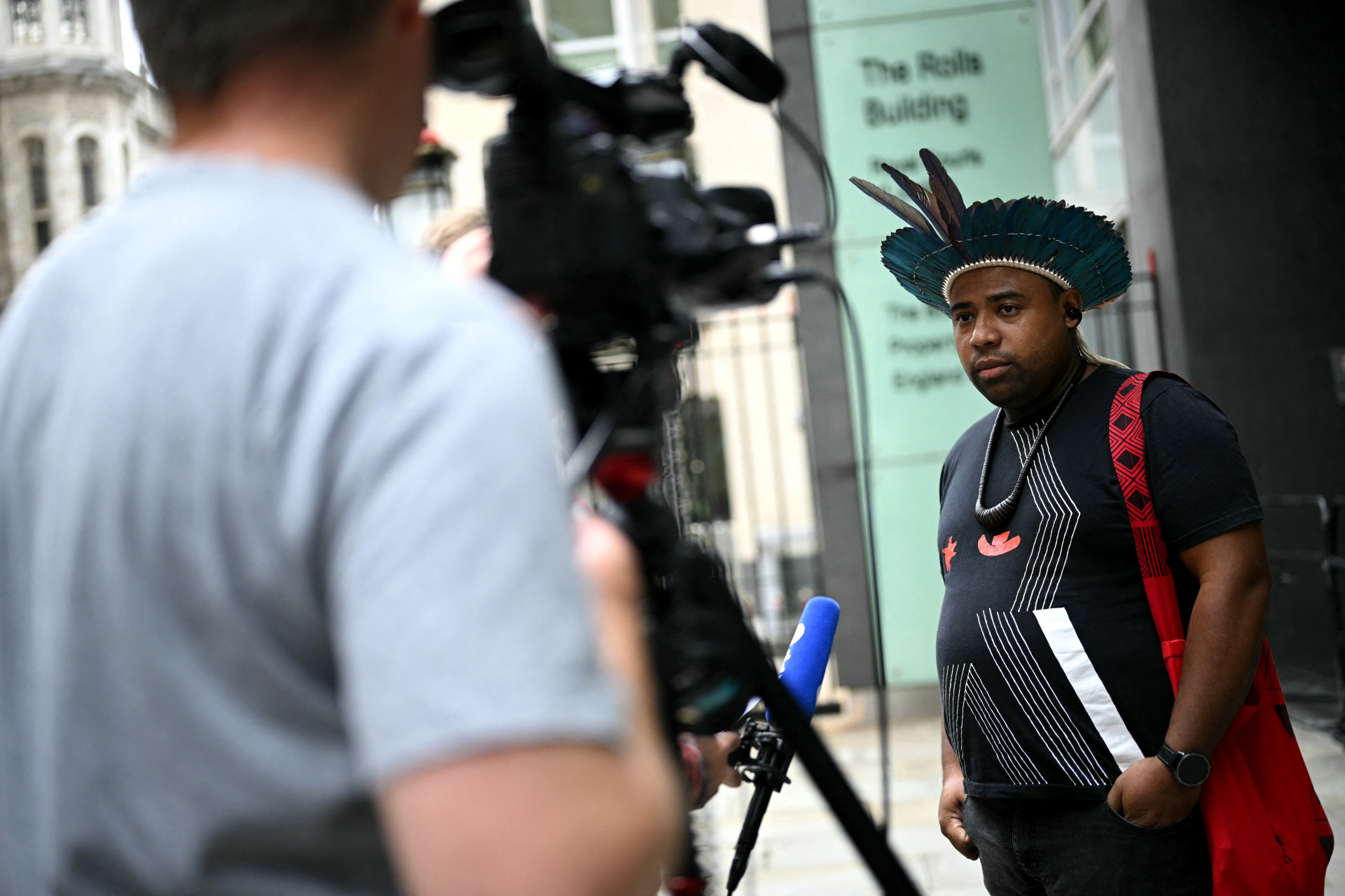 O l&iacute;der ind&iacute;gena Marcelo Krenak esteve na audi&ecirc;ncia em Londres nesta quinta-feira - Ben Stansall/AFP