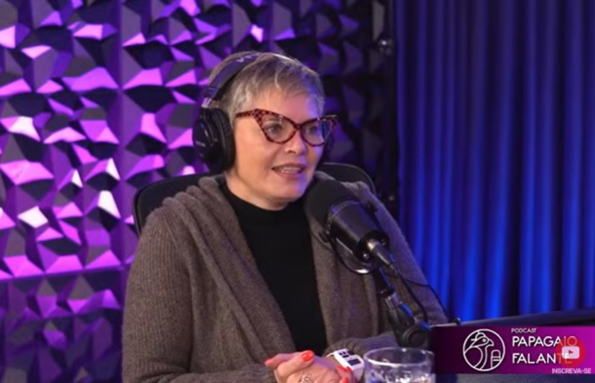 Cintia Abravanel não teve ajuda do pai após enfrentar problemas econômicos  - Reprodução/YouTube