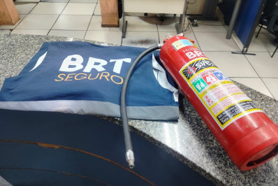 Homem é preso por furtar extintor de incêndio em estação de BRT
