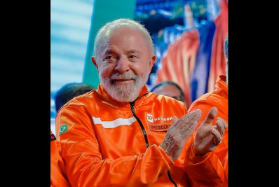 Lula defende fim de combustível fóssil, mas 'não abrirá mão do petróleo para outros explorarem'