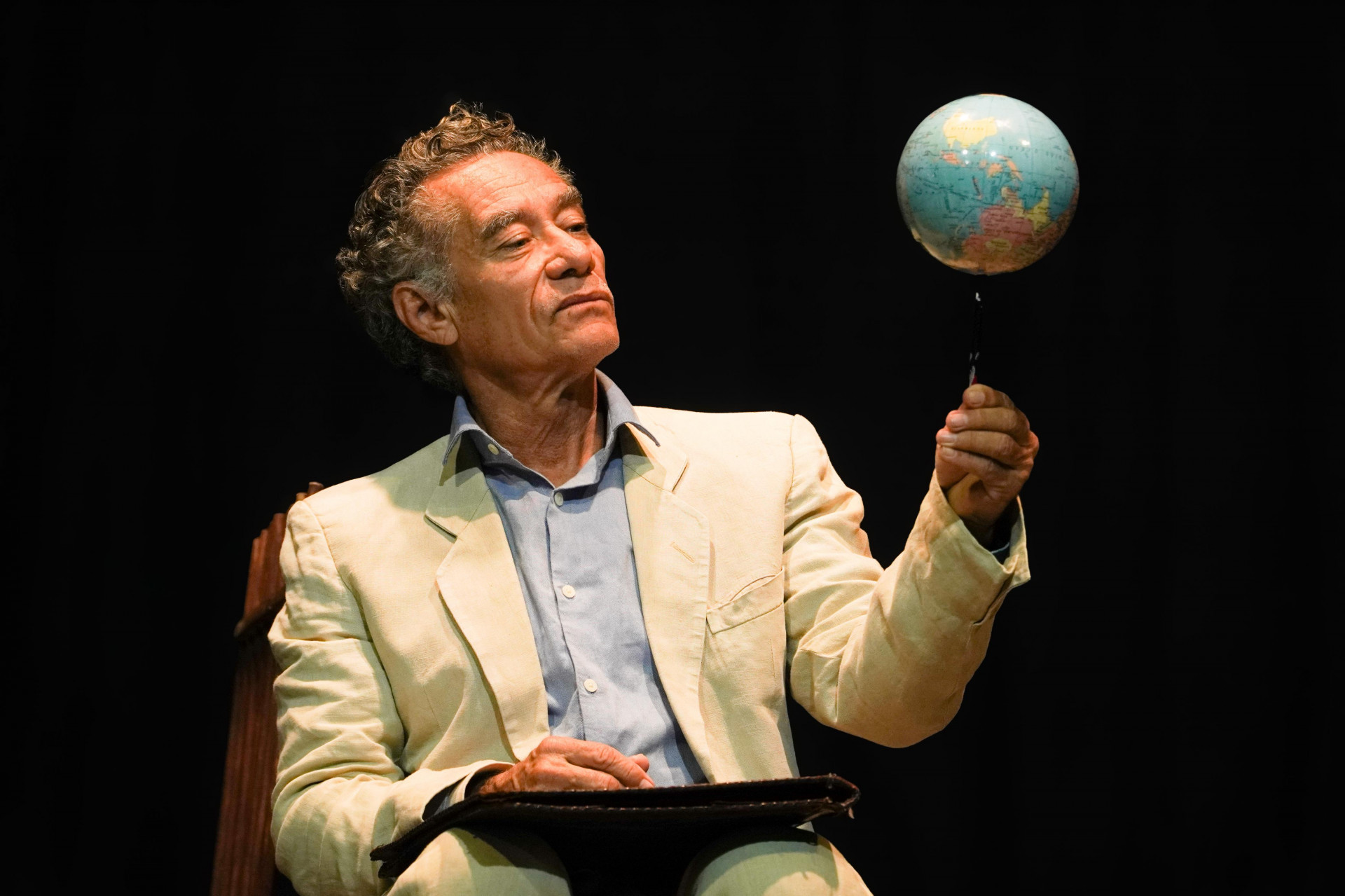 Chico Diaz no mon&oacute;logo 'A Vem da &Aacute;sia' - Hernane Cardoso/Divulga&ccedil;&atilde;o