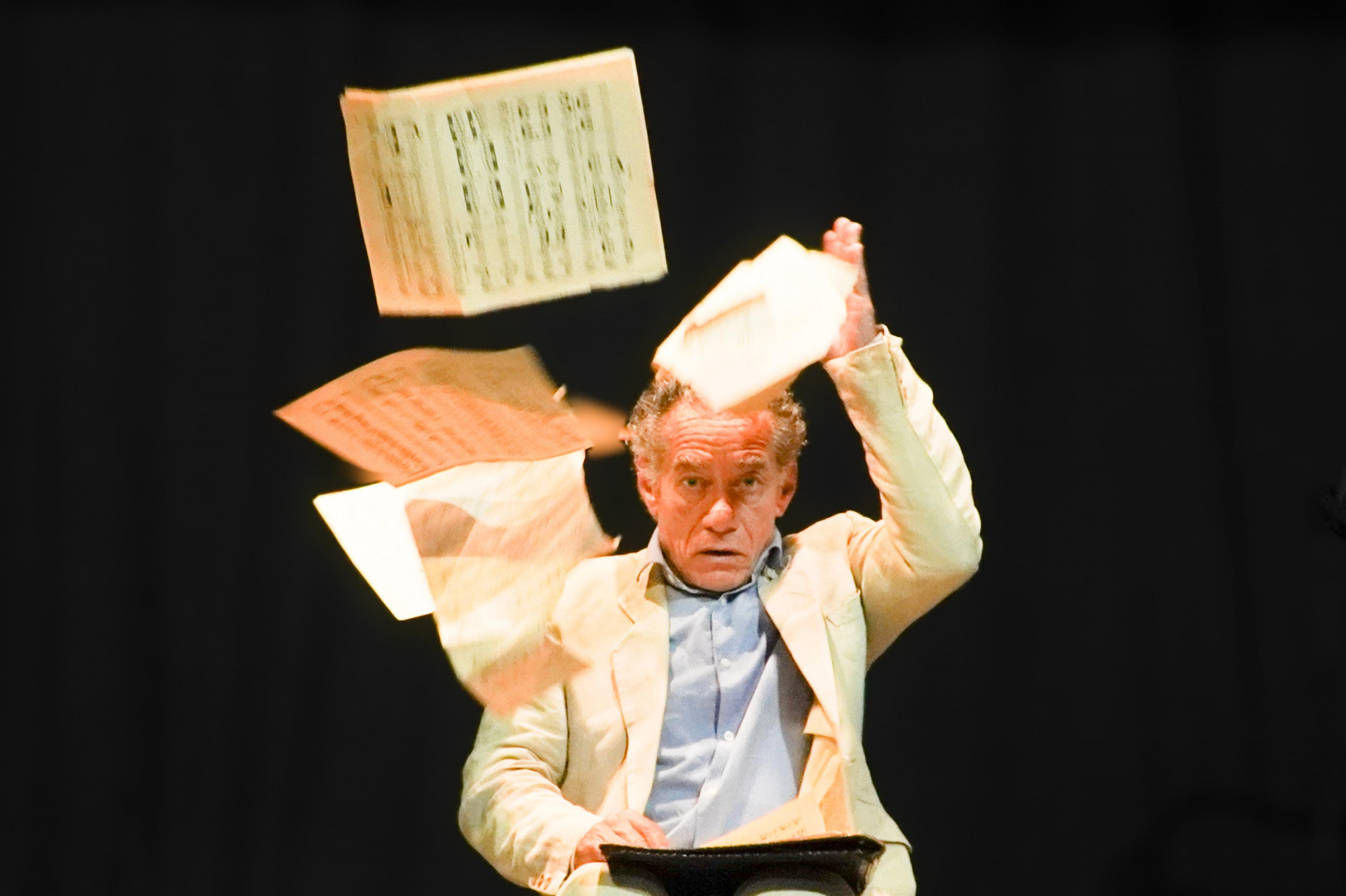 Chico Diaz no mon&oacute;logo 'A Vem da &Aacute;sia' - Hernane Cardoso/Divulga&ccedil;&atilde;o