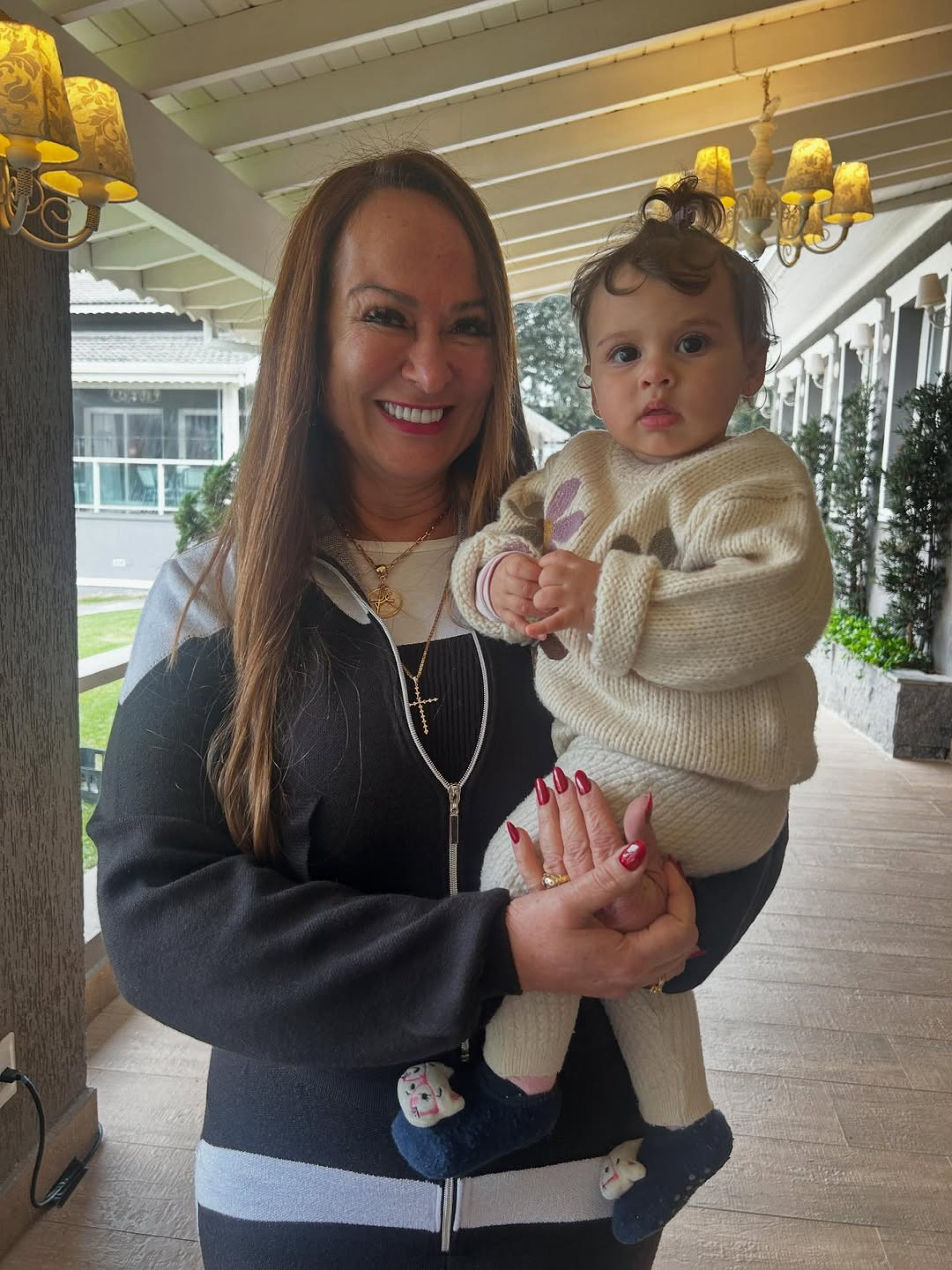 Nadine Gonçalves e Helena - Reprodução / Instagram