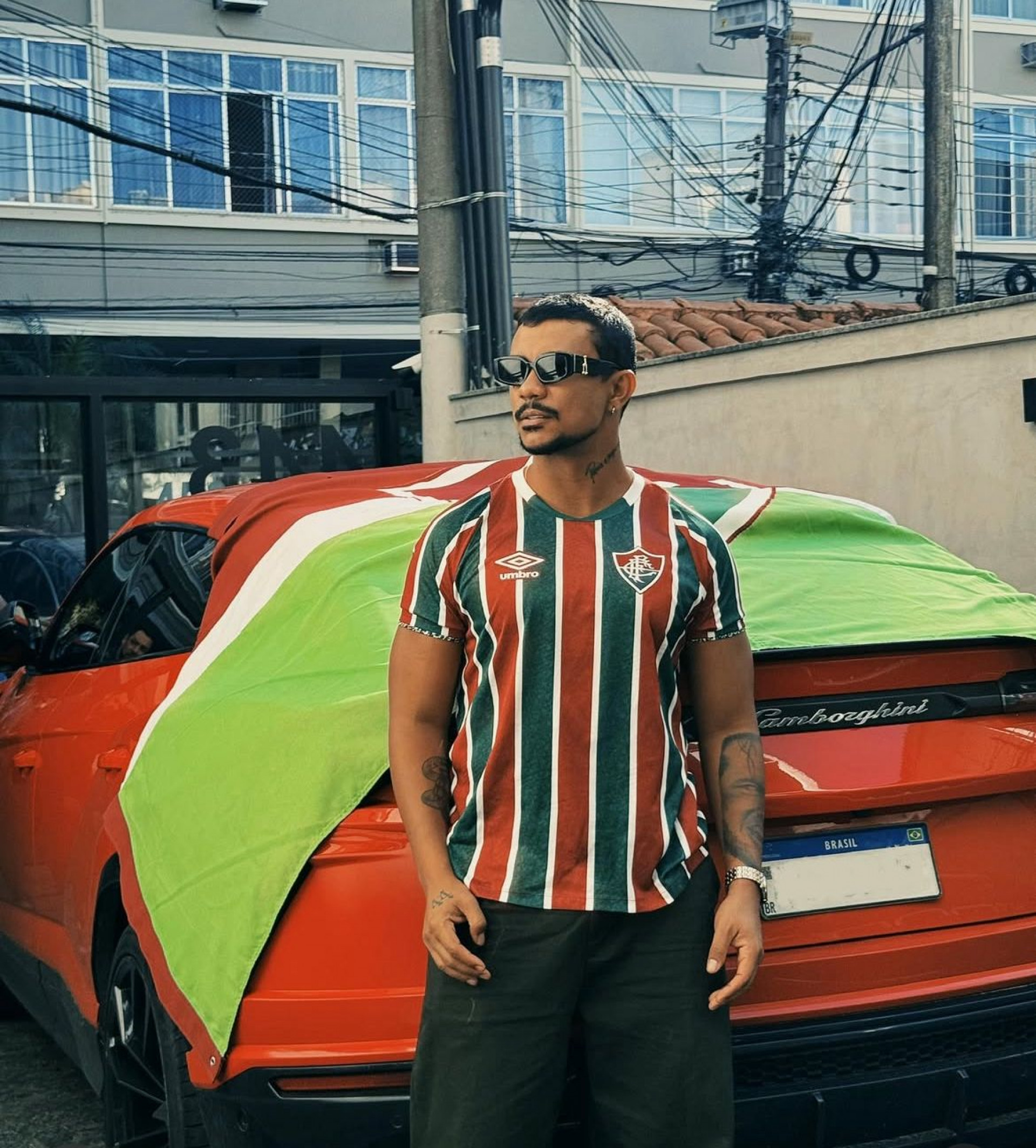 Xamã compartilhou a vitória nas redes sociais