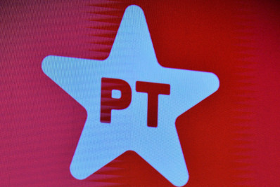 PT notifica rede social X por publicações que ligam partido ao tráfico de drogas