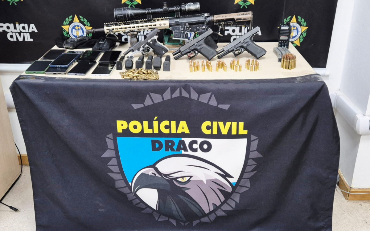 Armamento apreendido durante a ação no Catiri, na segunda-feira: organização atua de forma violenta nessa e em outras comunidades