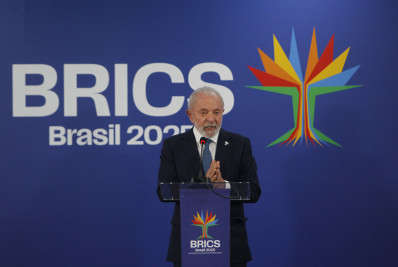 Brasil convoca reunião virtual de líderes do Brics em meio a tarifaço de Trump