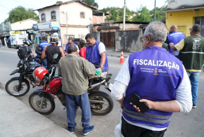 Operação Tolerância Zero contra motos barulhentas segue atuando por todo o município