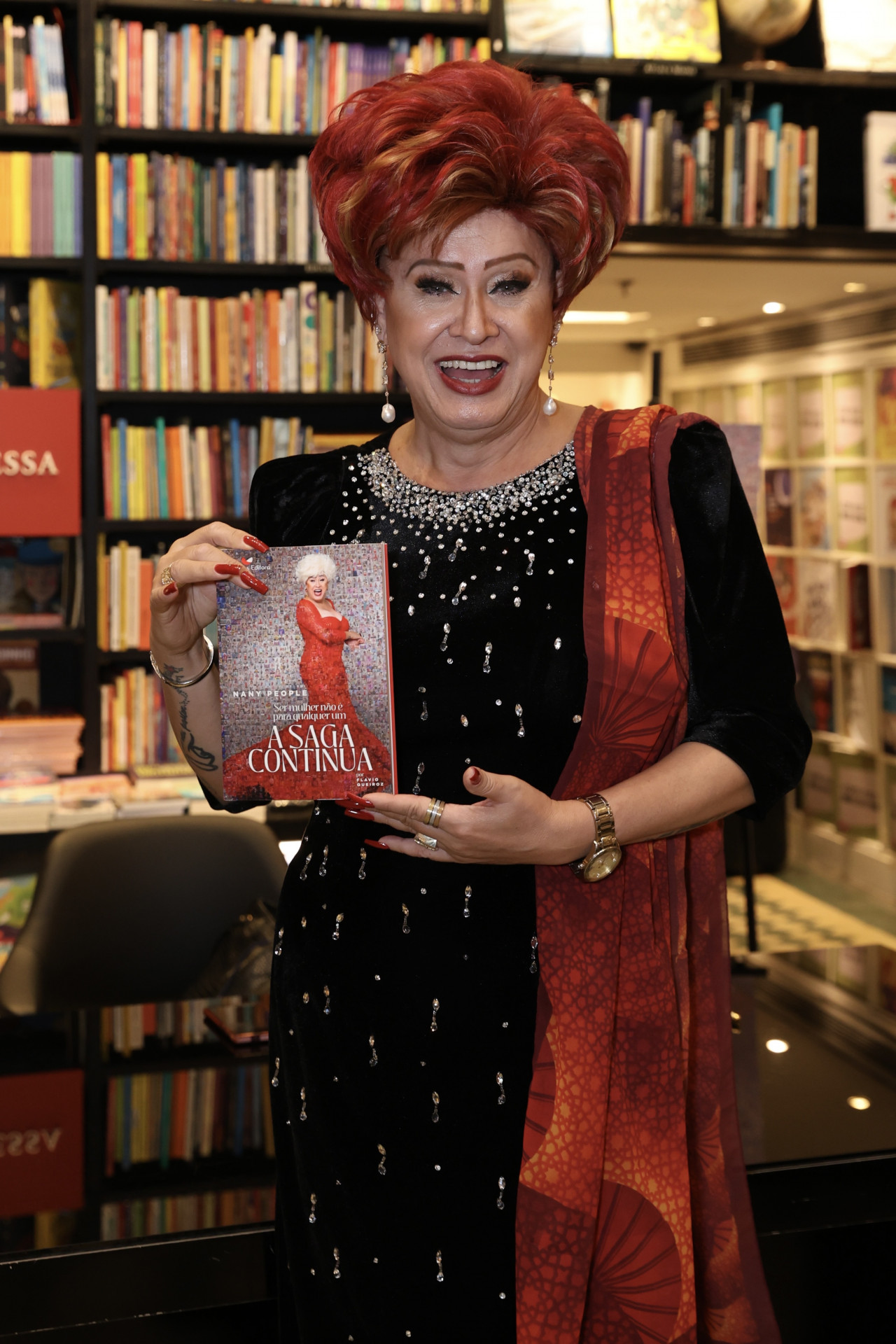 Nany People lança nova biografia  - Roberto Filho / Brazil News