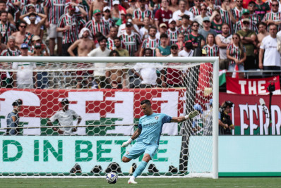 Após eliminação, Fábio valoriza campanha do Fluminense: 'Nos dedicamos ao máximo'