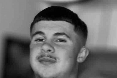 Jovem australiano morre após dar um mortal para trás 