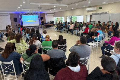 Prefeitura ofereceu capacitação em libras aos agentes comunitários de saúde da rede municipal