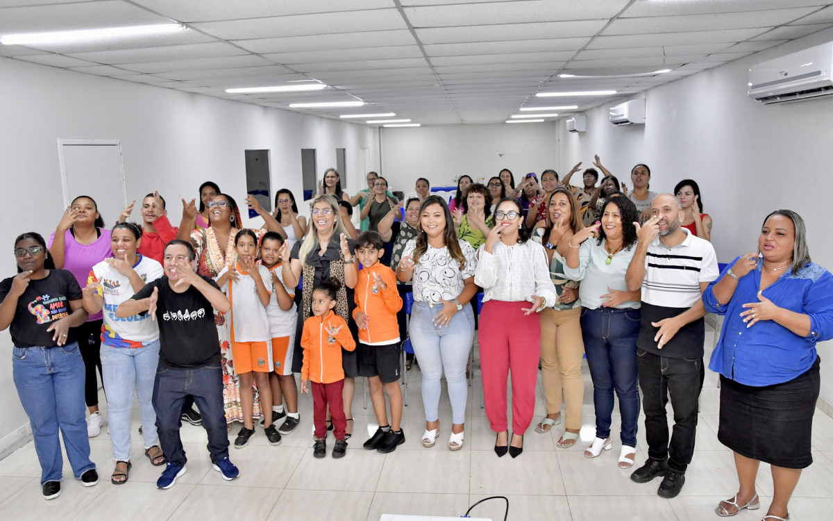 O curso desenvolvido e oferecido de forma gratuita pela Secretaria de Educação formou 61 profissionais de Educação

