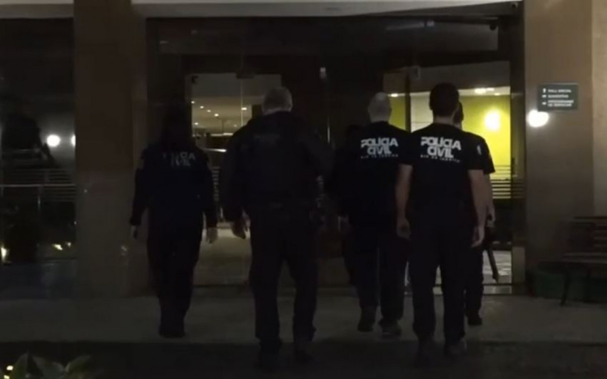 O casal foi preso na cobertura em que morava, em um condomínio na Barra da Tijuca - Divulgação