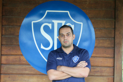 Serrano anuncia Celso Martins como novo treinador