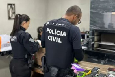 Casal é preso em cobertura da Barra durante operação contra crimes cibernéticos