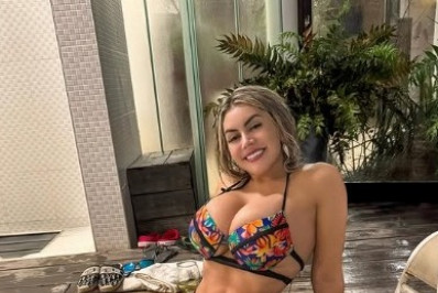 Musa do Cerro sensualiza em piscina climatizada e recebe elogio: 'Espetáculo'