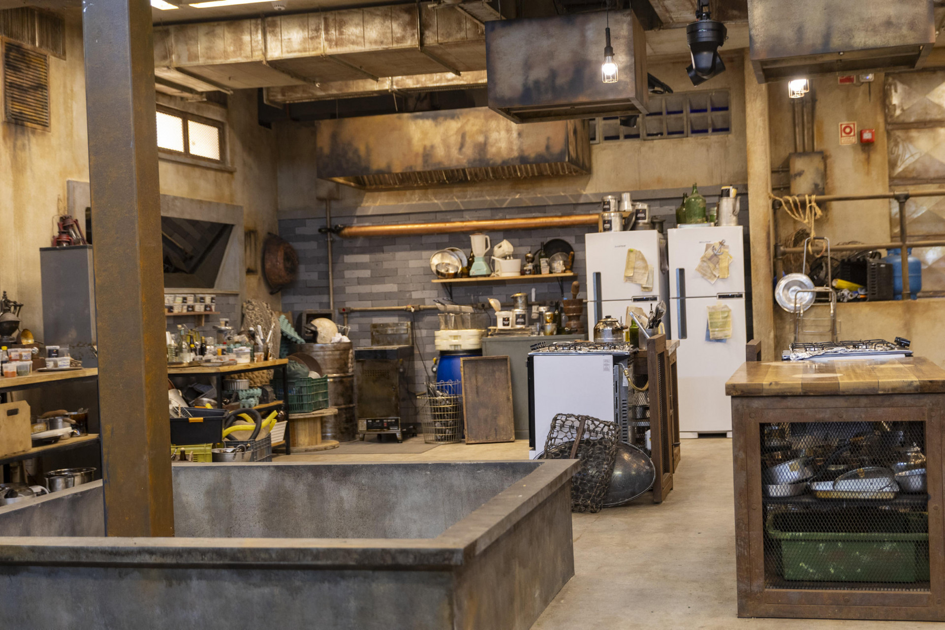 Cozinha do porão do 'Chef de Alto Nível' - Globo/ Beto Roma