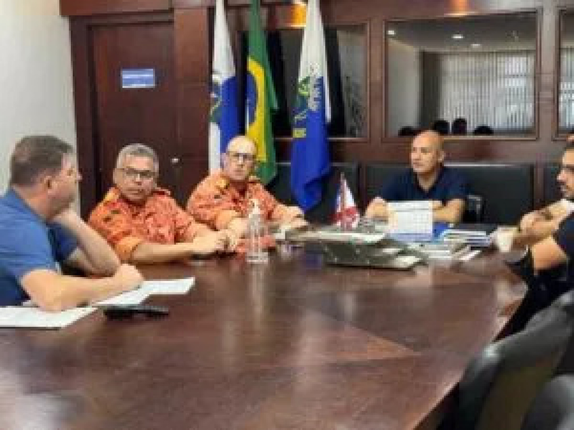 Reuni&atilde;o aconteceu no gabinete do prefeito - Foto: Agnaldo Ribeiro/ Ascom