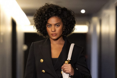 Veja fotos do novo estilo de Maria de Fátima em 'Vale Tudo'