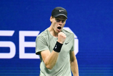 Sinner atropela Djokovic e reencontrará Alcaraz em final