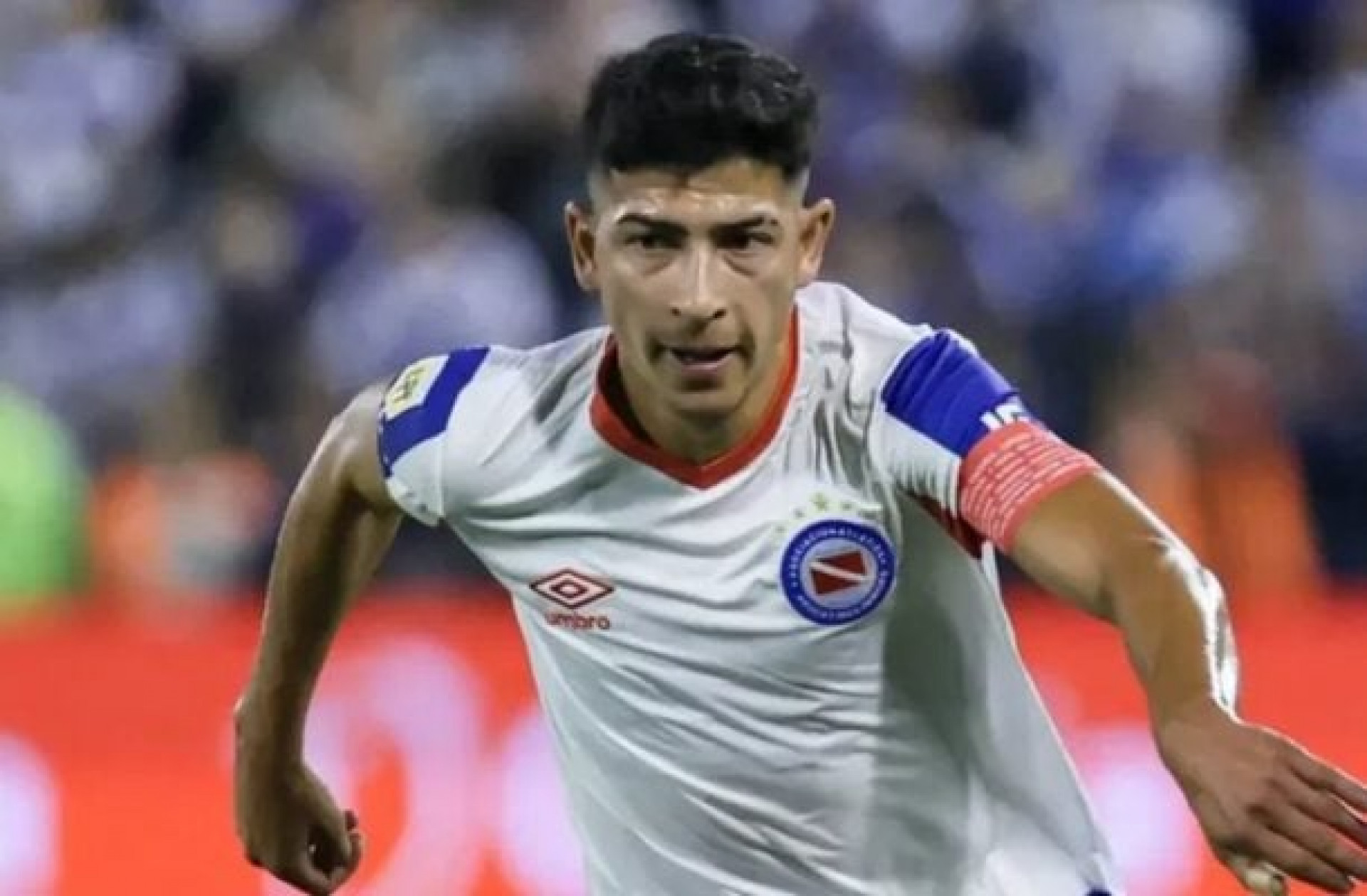 Internacional pode fazer nova oferta por capit&atilde;o do Argentinos Juniors