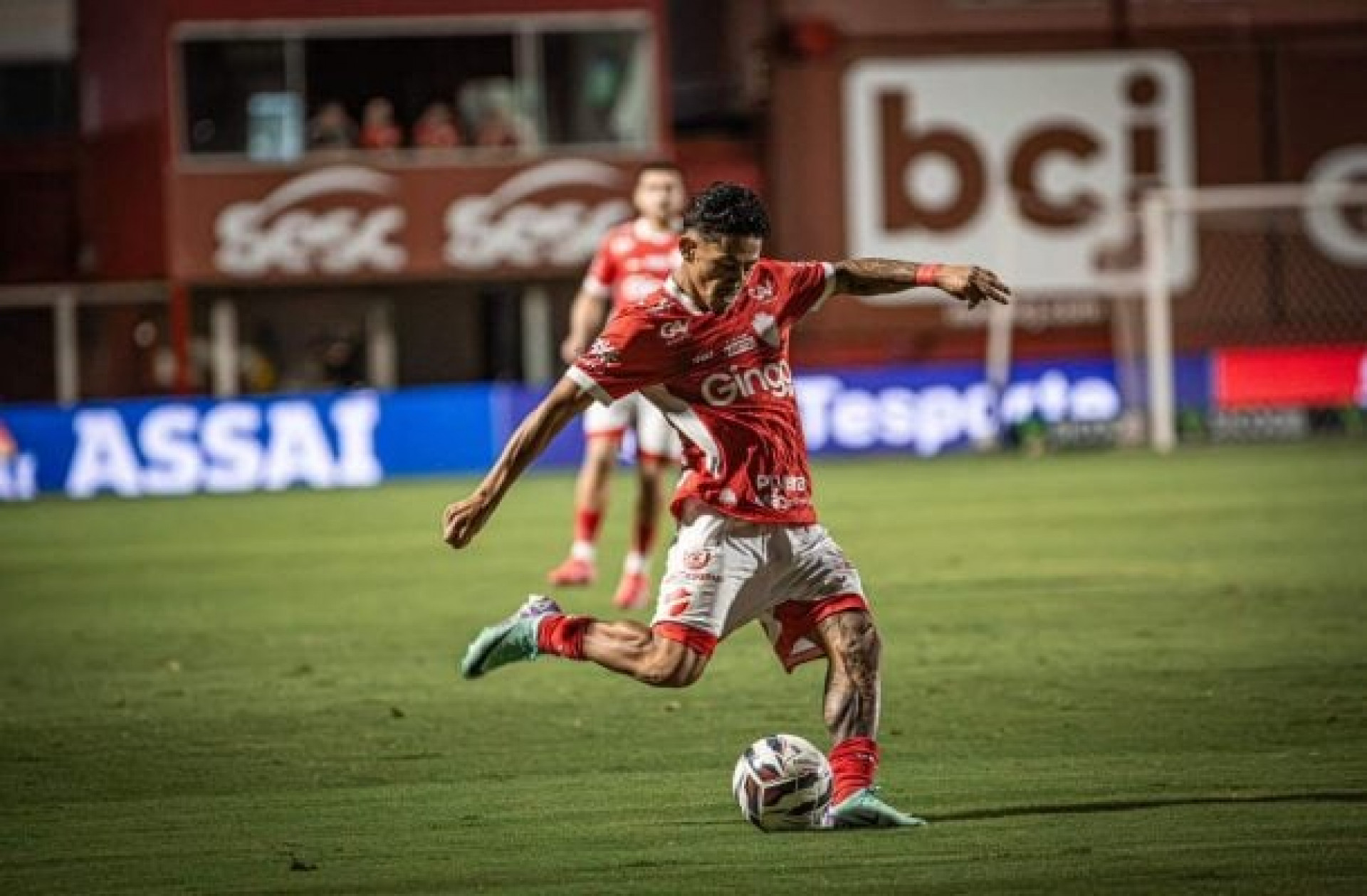 Goleiros brilham, Operário perde pênalti e Vila Nova lamenta empate em casa