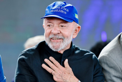 Lula vence Tarcísio, Michelle e outros nomes da direita, revela pesquisa AtlasIntel