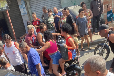 Trio é executado a tiros em plena luz do dia em Nova Iguaçu