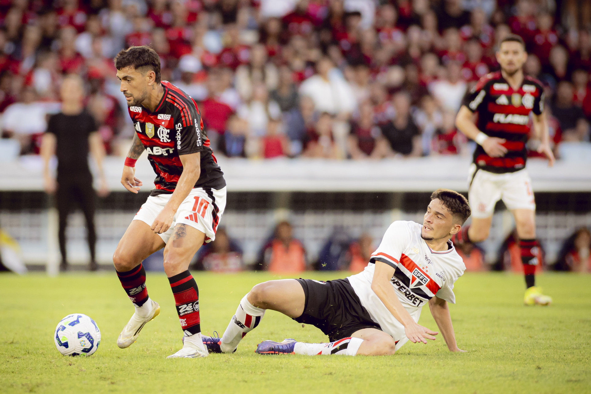 FLAMENGO X SÃO PAULO - CAMPEONATO BRASILEIRO - MARACANÃ -12-07-2025
Foto: Adriano Fontes/CRF - Adriano Fontes/CRF