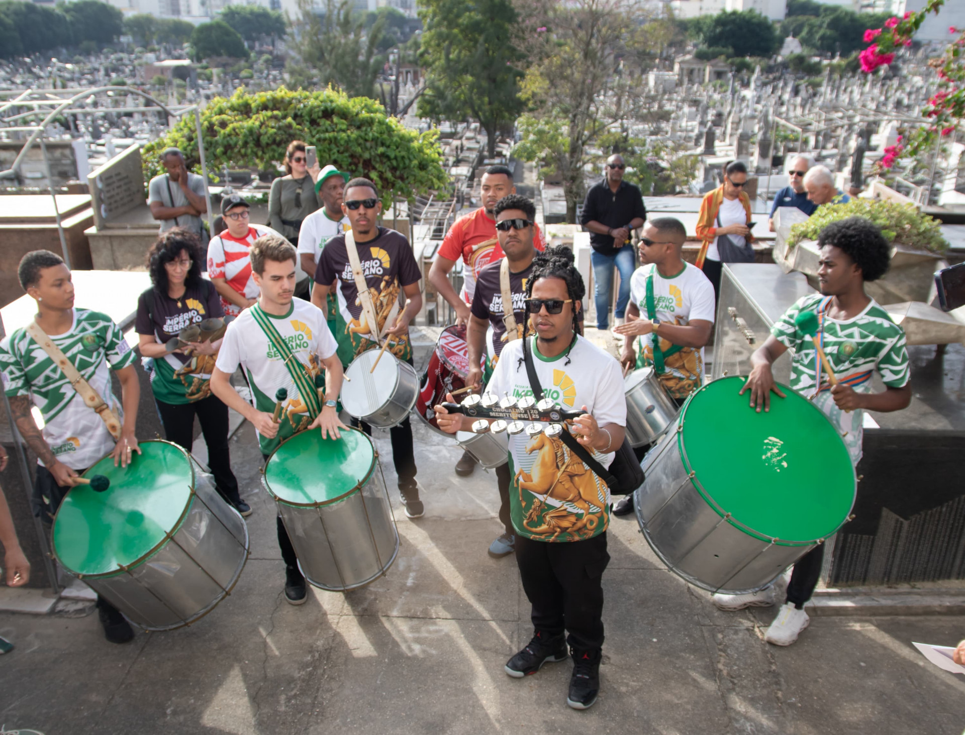 Ritmistas homenagearam a carnavalesca Maria Augusta Rodrigues - Érica Martin / Agência O Dia