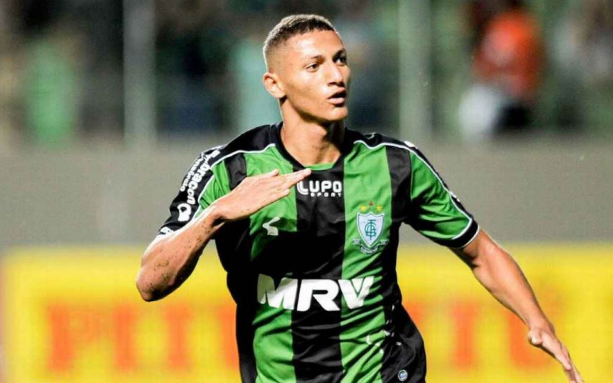 Richarlison na época em que defendia o América Mineiro