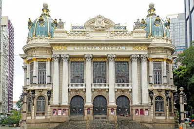 Theatro Municipal completa 116 anos e comemora com evento gratuito