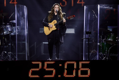 Ana Carolina reúne famosos em show na Zona Oeste