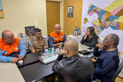 Projeto Bombeiro 100% é apresentado à Prefeitura de Japeri