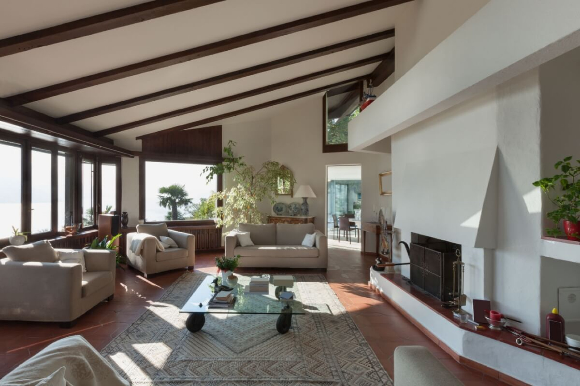 A decora&ccedil;&atilde;o italiana combina eleg&acirc;ncia e aconchego nos ambientes (Imagem: alexandre zveiger | Shutterstock) 